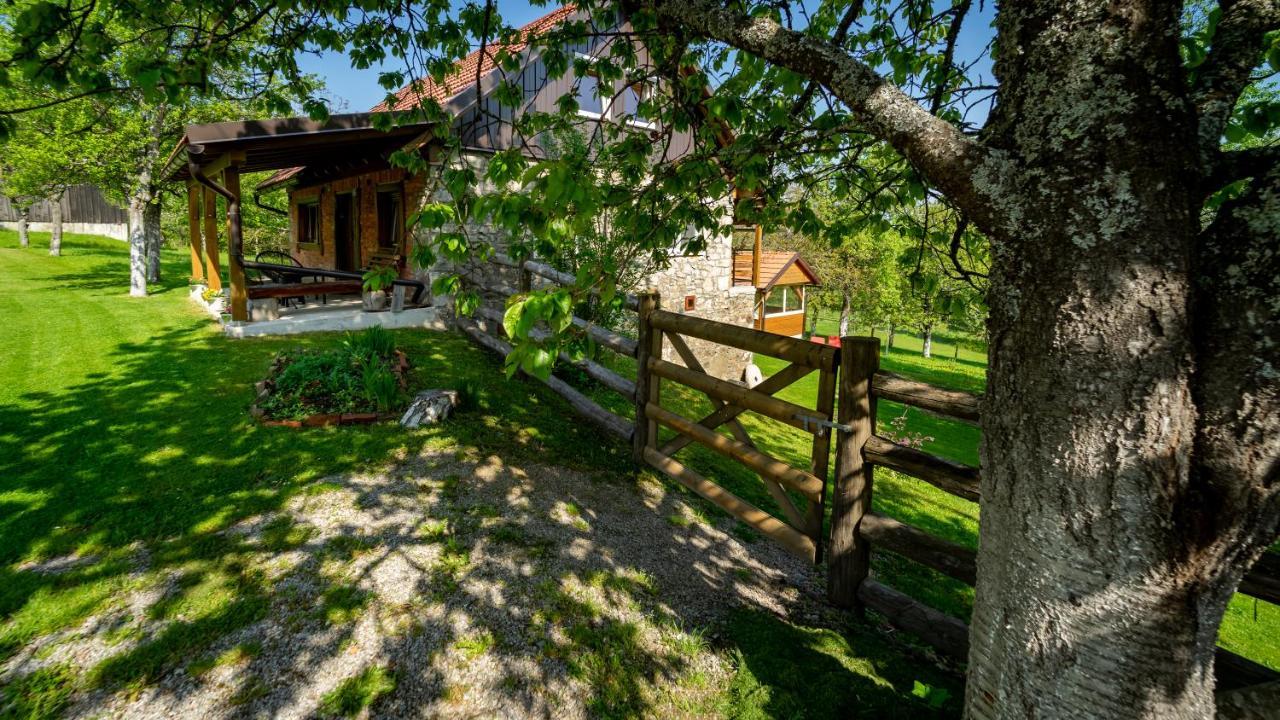 Holiday Home "Sleme" With Jacuzzi, Big Garden And Arbor With Fireplace Skrad Zewnętrze zdjęcie