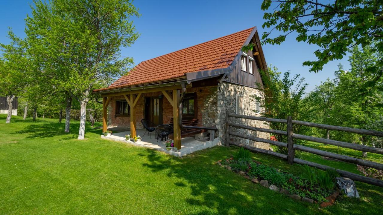 Holiday Home "Sleme" With Jacuzzi, Big Garden And Arbor With Fireplace Skrad Zewnętrze zdjęcie
