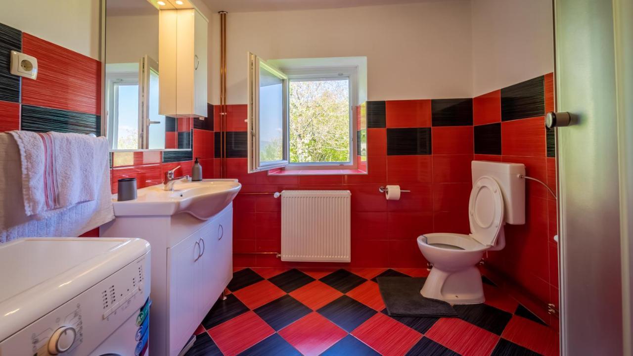 Holiday Home "Sleme" With Jacuzzi, Big Garden And Arbor With Fireplace Skrad Zewnętrze zdjęcie
