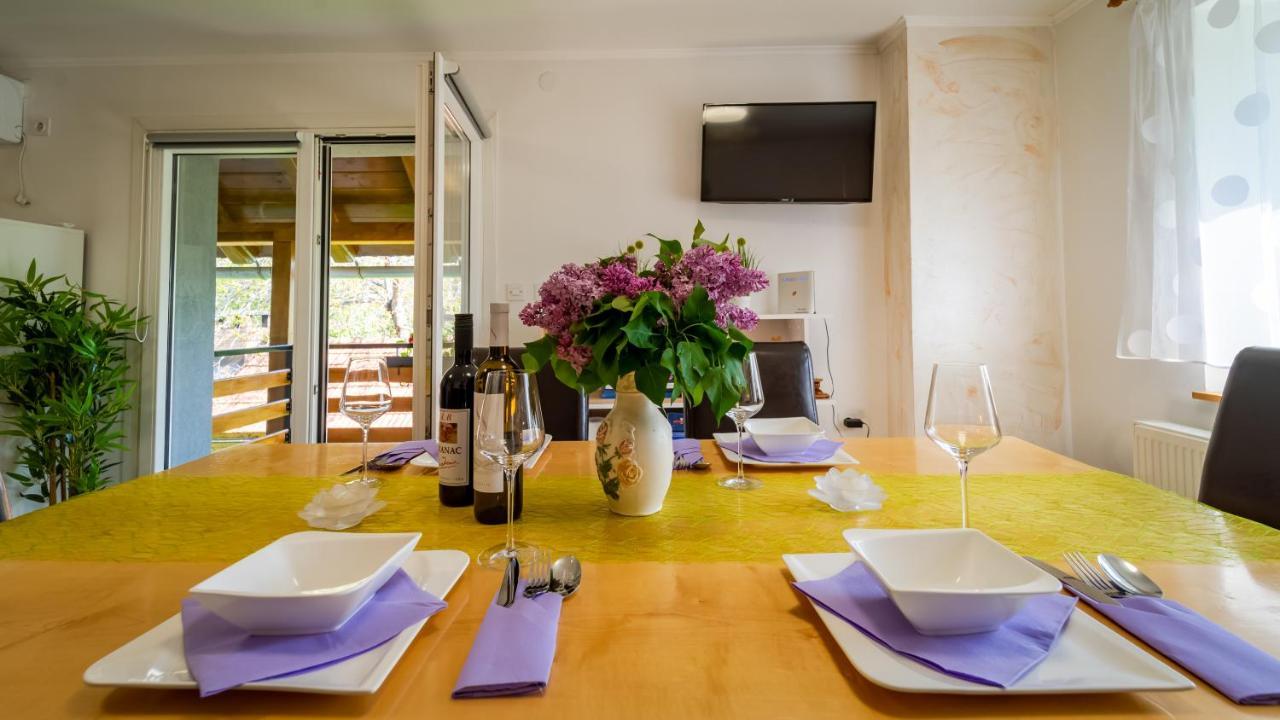 Holiday Home "Sleme" With Jacuzzi, Big Garden And Arbor With Fireplace Skrad Zewnętrze zdjęcie